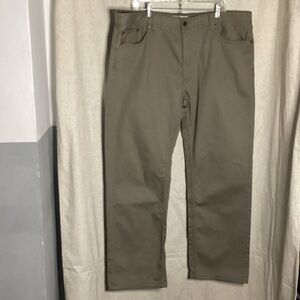 Men's Tan Casual Pants (like jean material) 44x32 no tag see pictures for size